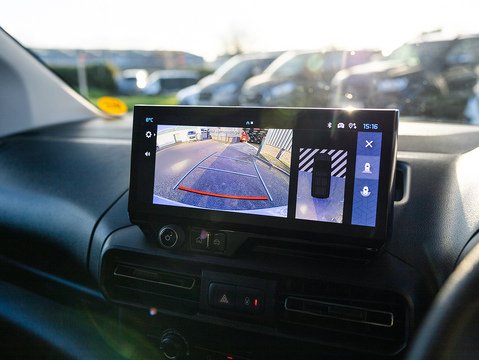 1.5 BlueHDi 1000 Driver M Panel Van 5dr Diesel Manual SWB Euro 6 (s/s) (100 ps)