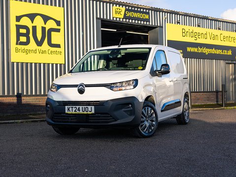 1.5 BlueHDi 1000 Driver M Panel Van 5dr Diesel Manual SWB Euro 6 (s/s) (100 ps)