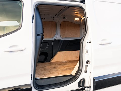 1.5 BlueHDi 1000 Driver M Panel Van 5dr Diesel Manual SWB Euro 6 (s/s) (100 ps)