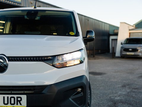 1.5 BlueHDi 1000 Driver M Panel Van 5dr Diesel Manual SWB Euro 6 (s/s) (100 ps)