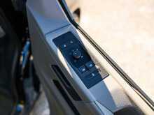 Volkswagen Transporter T6.1 T30 2.0 TDI 150 BHP Highline SWB 5 Seat DSG Kombi Automatic Van