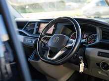 Volkswagen Transporter T6.1 T30 2.0 TDI 150 BHP Highline SWB 5 Seat DSG Kombi Automatic Van