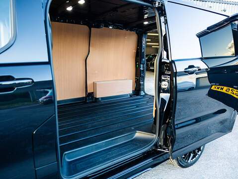 2.0 280 EcoBlue Limited Panel Van 5dr Diesel Manual L1 H1 Euro 6 (s/s) (136 ps)