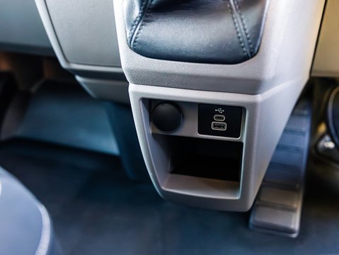 2.0 280 EcoBlue Limited Panel Van 5dr Diesel Manual L1 H1 Euro 6 (s/s) (136 ps)