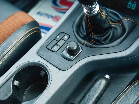 3.2 TDCi Wildtrak Pickup Double Cab 4dr Diesel Manual 4WD Euro 5 (s/s) (200 ps)