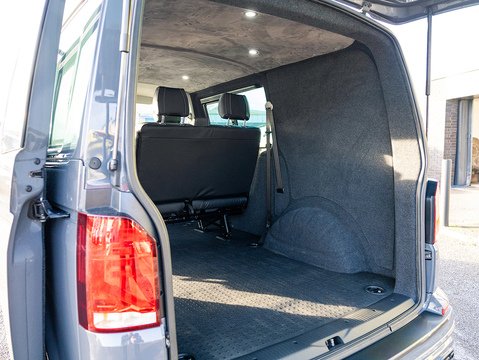 2.0 TDI T32 Highline Kombi Double Cab 5dr Diesel DSG FWD SWB Euro 6 (s/s) (150 ps)