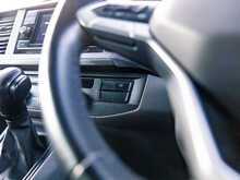 Volkswagen Transporter T6.1 T32 2.0 TDI 150 BHP Highline SWB 5 Seat Kombi Euro 6 Diesel DSG 7-Speed Automatic Van