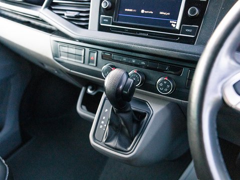 2.0 TDI T32 Highline Kombi Double Cab 5dr Diesel DSG FWD SWB Euro 6 (s/s) (150 ps)