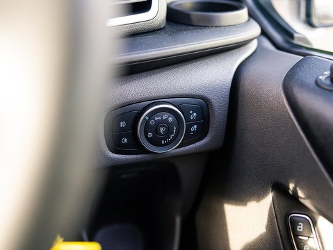 2.0 340 EcoBlue Limited Panel Van 5dr Diesel Auto L1 H1 Euro 6 (s/s) (170 ps)