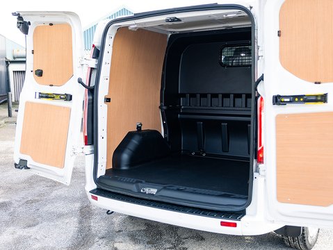 2.0 300 EcoBlue Limited Crew Van Double Cab 5dr Diesel Manual L1 H1 Euro 6 (s/s) (130 ps)