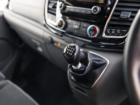 2.0 300 EcoBlue Limited Crew Van Double Cab 5dr Diesel Manual L1 H1 Euro 6 (s/s) (130 ps)