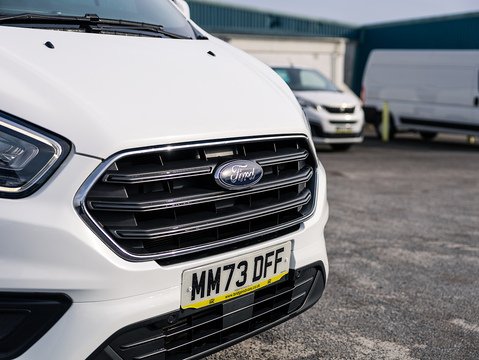 2.0 300 EcoBlue Limited Crew Van Double Cab 5dr Diesel Manual L1 H1 Euro 6 (s/s) (130 ps)