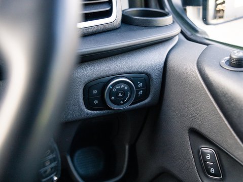 2.0 280 EcoBlue Limited Panel Van 5dr Diesel Manual L1 H1 Euro 6 (s/s) (130 ps)