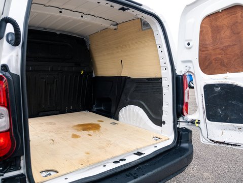 1.5 BlueHDi 1000 Professional Premium + Standard Panel Van 5dr Diesel Manual SWB Euro 6 (s/s) (100 bhp)