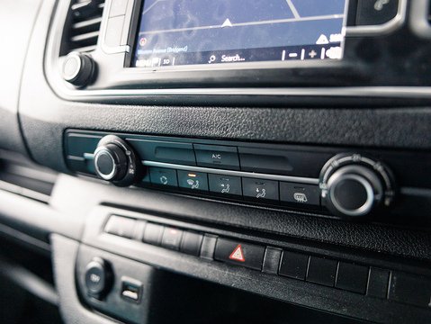 1.5D Icon Medium Panel Van 6dr Diesel Manual MWB Euro 6 (s/s) (120 bhp)