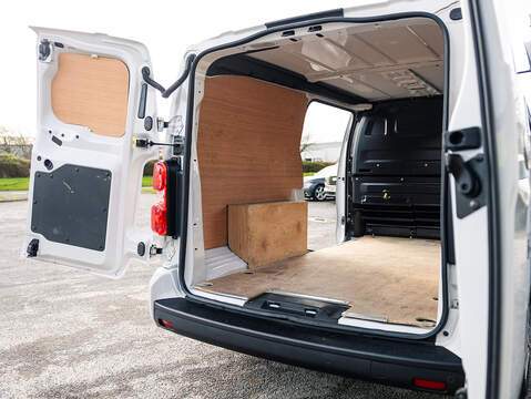 1.5 Turbo D 2900 Pro Panel Van 6dr Diesel Manual L2 H1 Euro 6 (s/s) (100 ps)