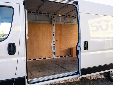 2.2 BlueHDi 335 Professional Premium + Panel Van 5dr Diesel Manual L3 H2 Euro 6 (s/s) (140 ps)