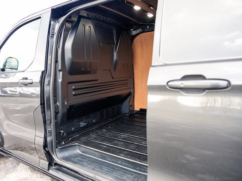2.0 300 EcoBlue Limited Panel Van 5dr Diesel Manual L1 H1 Euro 6 (s/s) (136 ps)
