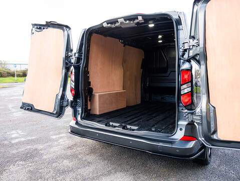 2.0 300 EcoBlue Limited Panel Van 5dr Diesel Manual L1 H1 Euro 6 (s/s) (136 ps)