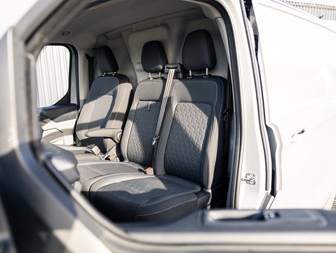 2.0 300 EcoBlue Limited Panel Van 5dr Diesel Manual L1 H1 Euro 6 (s/s) (136 ps)