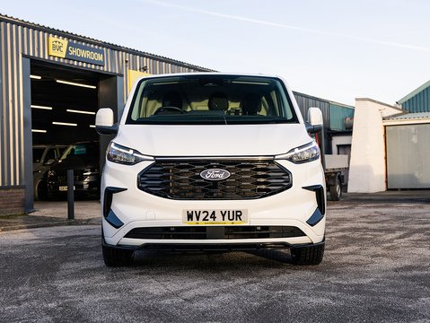 2.0 320 EcoBlue Limited Panel Van 5dr Diesel Auto L1 H1 Euro 6 (s/s) (136 ps)