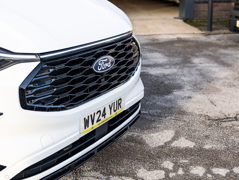 2.0 320 EcoBlue Limited Panel Van 5dr Diesel Auto L1 H1 Euro 6 (s/s) (136 ps)