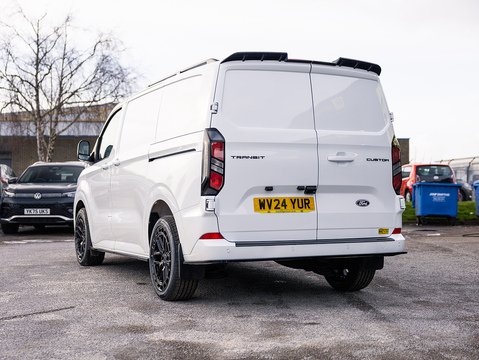 2.0 320 EcoBlue Limited Panel Van 5dr Diesel Auto L1 H1 Euro 6 (s/s) (136 ps)