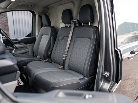 2.0 280 EcoBlue Limited Panel Van 5dr Diesel Manual L1 H1 Euro 6 (s/s) (136 ps)