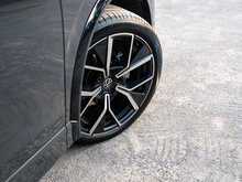 Volkswagen Tiguan 1.5 eTSI MHEV 150 BHP R-Line 5dr DSG Petrol Hybrid Automatic