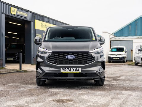 2.0 320 EcoBlue Limited Panel Van 5dr Diesel Auto L2 H1 Euro 6 (s/s) (170 ps)