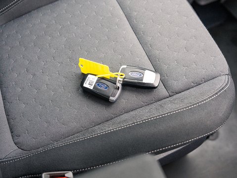 2.0 320 EcoBlue Limited Panel Van 5dr Diesel Auto L2 H1 Euro 6 (s/s) (170 ps)