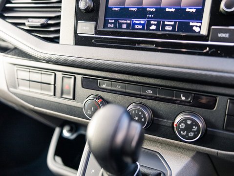 2.0 TDI T28 Highline Panel Van 5dr Diesel DSG FWD SWB Euro 6 (s/s) (150 ps)