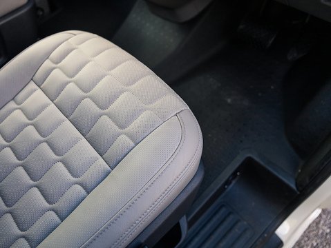 2.0 TDI T28 Highline Panel Van 5dr Diesel DSG FWD SWB Euro 6 (s/s) (150 ps)