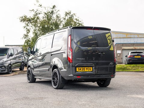 2.0 300 EcoBlue Limited Crew Van Double Cab 5dr Diesel Auto L1 H1 Euro 6 (s/s) (6 Seat) (170 ps)