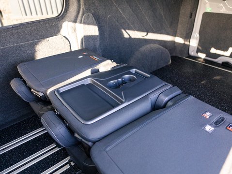 2.0 300 EcoBlue Limited Panel Van 5dr Diesel Auto L2 H1 Euro 6 (s/s) (170 ps)