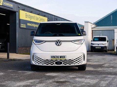Pro 77kWh Commerce Plus Panel Van 5dr Electric Auto (204 ps)