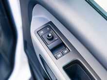 Volkswagen ID. Buzz Cargo Pro Commerce Plus 77kWh 150KW Electric Panel Van