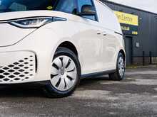 Volkswagen ID. Buzz Cargo Pro Commerce Plus 77kWh 150KW Electric Panel Van