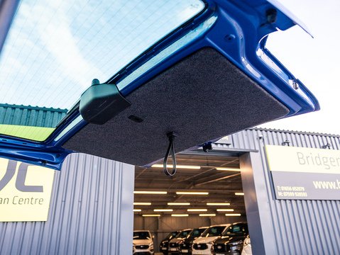 2.0 TDI T32 Highline Kombi Double Cab 5dr Diesel DSG FWD SWB Euro 6 (s/s) (150 ps)