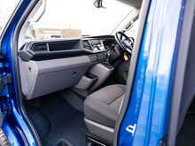 Volkswagen Transporter T6.1 T32 2.0 TDI 150 BHP Highline DSG L1 SWB 5 Seat Kombi Euro 6 Diesel Automatic Van