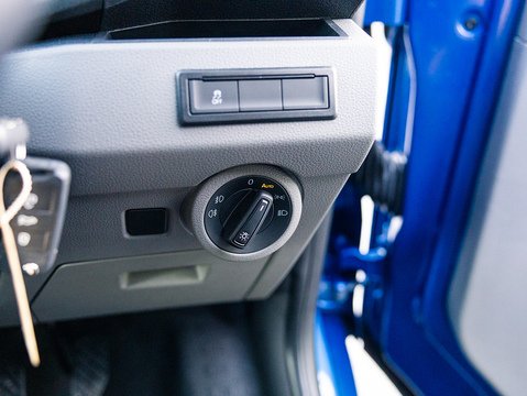 2.0 TDI T32 Highline Kombi Double Cab 5dr Diesel DSG FWD SWB Euro 6 (s/s) (150 ps)