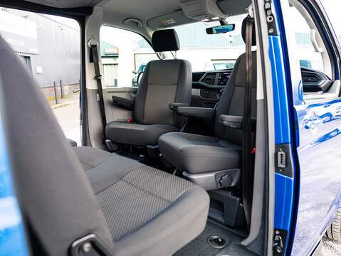 2.0 TDI T32 Highline Kombi Double Cab 5dr Diesel DSG FWD SWB Euro 6 (s/s) (150 ps)