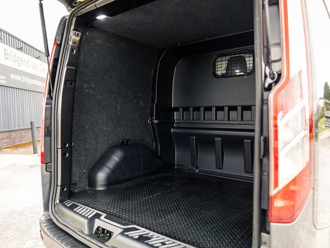 320 EcoBlue Limited Combi Van 2.0 Automatic Diesel