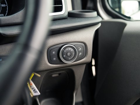 320 EcoBlue Limited Combi Van 2.0 Automatic Diesel