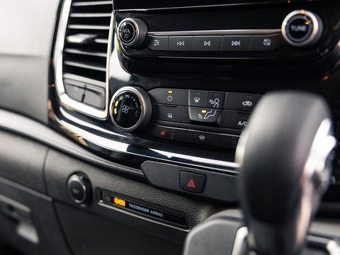 320 EcoBlue Limited Combi Van 2.0 Automatic Diesel