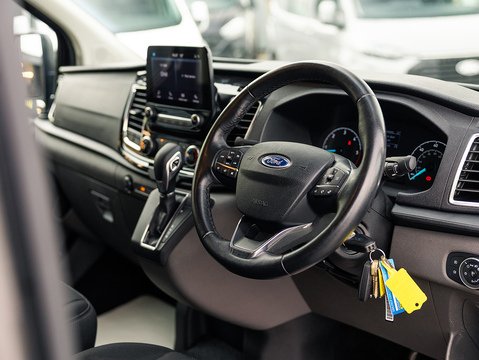 320 EcoBlue Limited Combi Van 2.0 Automatic Diesel