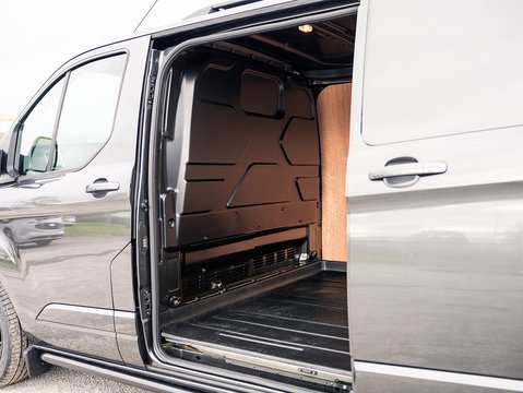 2.0 300 EcoBlue Limited Panel Van 5dr Diesel Manual L1 H1 Euro 6 (130 ps)