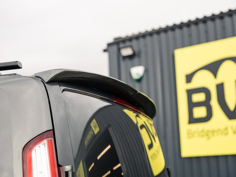 2.0 300 EcoBlue Limited Panel Van 5dr Diesel Manual L1 H1 Euro 6 (130 ps)