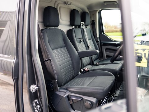 2.0 300 EcoBlue Limited Panel Van 5dr Diesel Manual L1 H1 Euro 6 (130 ps)