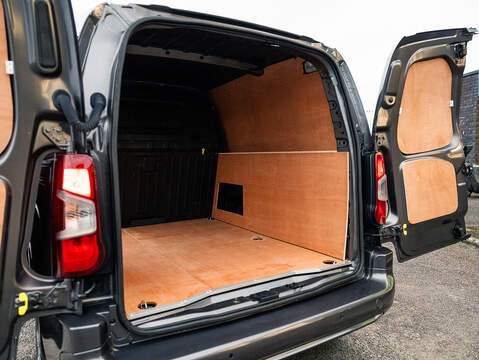 1.5 BlueHDi 1000 Asphalt Premium Standard Panel Van 5dr Diesel Manual SWB Euro 6 (100 bhp)